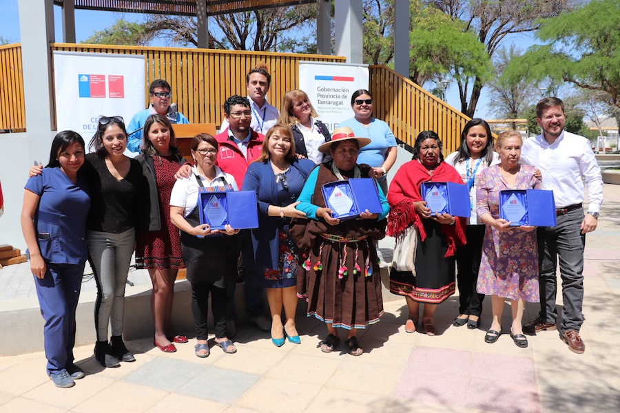 Gobernación del Tamarugal reconoció a mujeres indígenas
