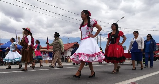 Vecinos de Colchane rindieron su homenaje a la Patria
