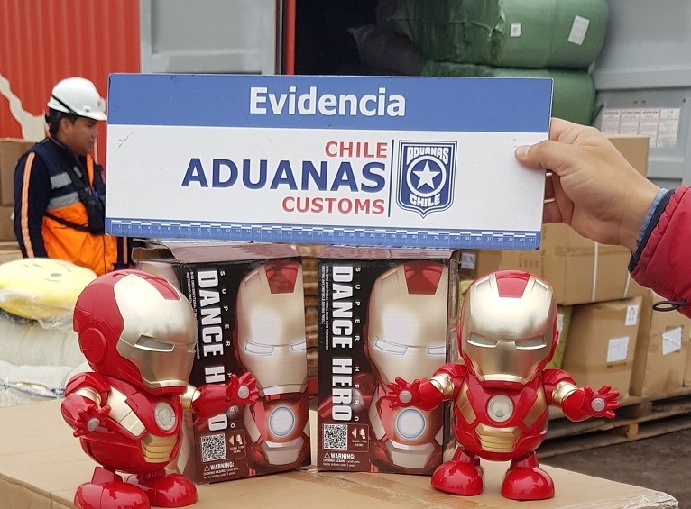 Aduanas Tarapacá incauta mil 700 juguetes falsificados