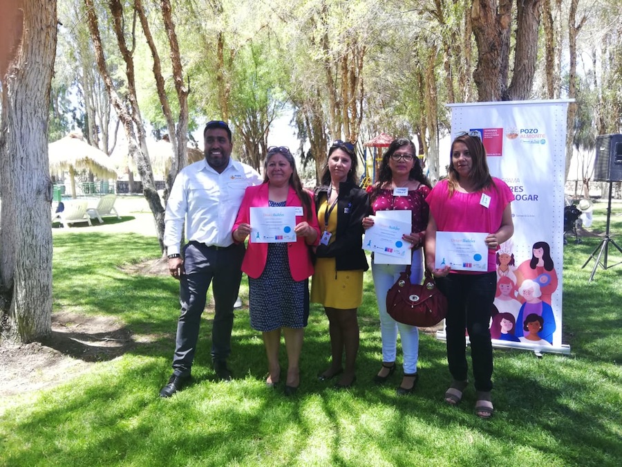 Tres pozoalmontinas recibieron certificación DreamBuilder como emprendedoras