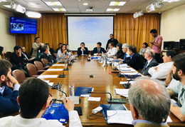 Comisión de Constitución aprueba en general rebaja de dieta y número de parlamentarios