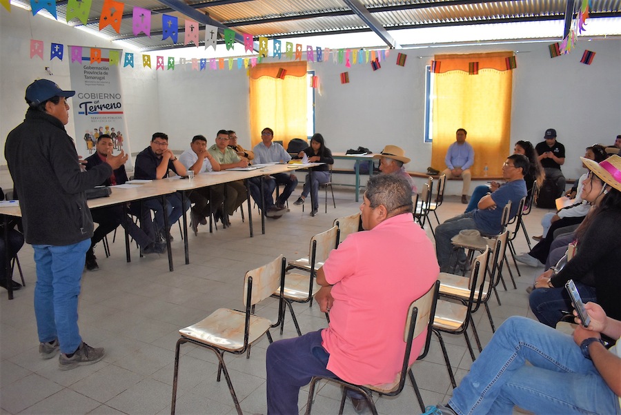 Pobladores de Chiapa analizan temas de seguridad  con alcalde de Huara y Gobernador del Tamarugal