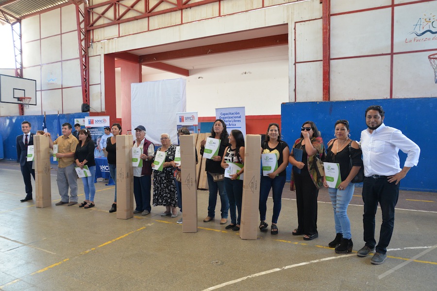 Emotiva jornada de certificación para 1000 pequeños emprendedores de Ferias Libres