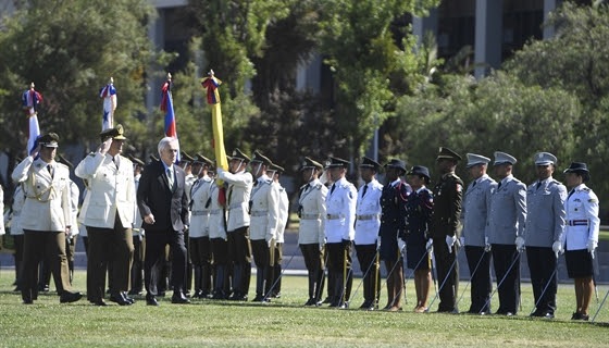 Presidente Piñera encabeza graduación de oficiales de Carabineros de Chile