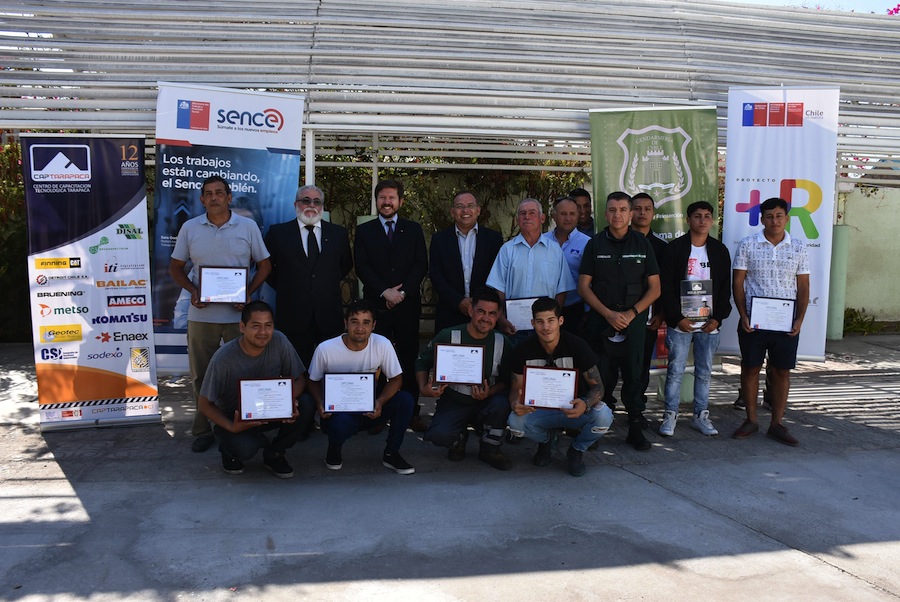 Integrantes de libertad vigilada y PSBC se certificaron en instalación eléctrica