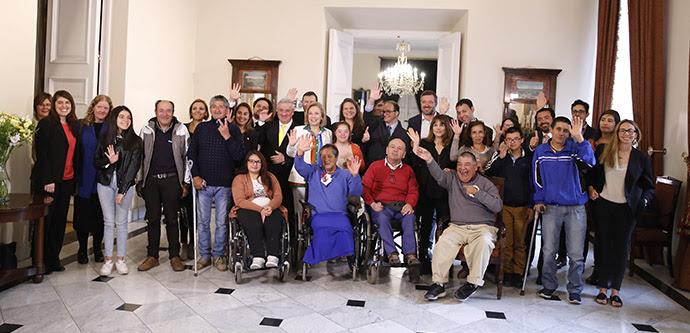 Gobierno anuncia nuevas prestaciones para la rehabilitación de más de 350 mil personas con discapacidad