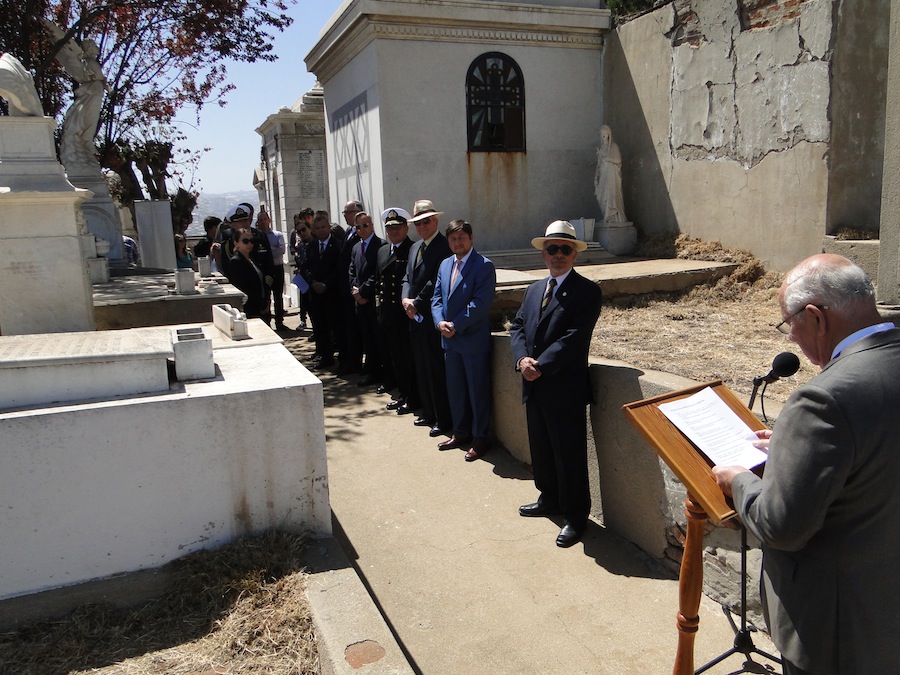 Corporación Patrimonio Marítimo de Chile entregó a Valparaíso restaurada tumba de la hija del comandante Prat