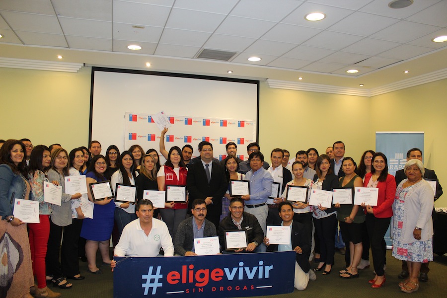 Dirigentes de salud conocen avance del Hospital de Alto Hospicio