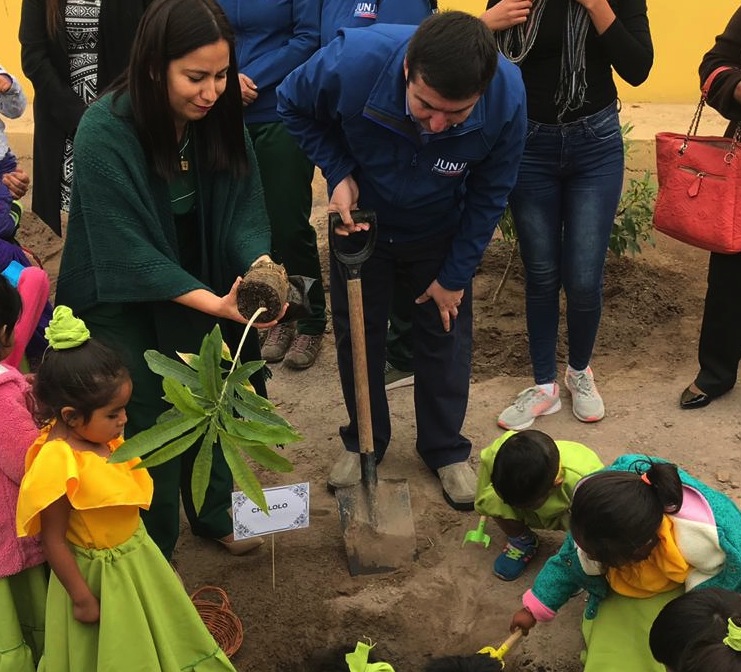 Se unieron para que los párvulos de Arica y Parinacota aprendan a reciclar