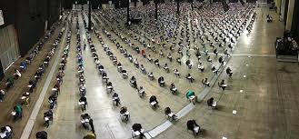 Cinco mil médicos rinden hoy Eunacom: 64% se titularon en el extranjero, la mayoría en Venezuela