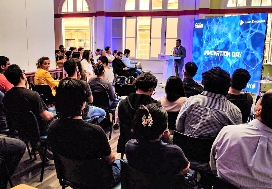 Innovation Day del Hub Tarapacá presentó a creadora de sistema de emergencia móvil