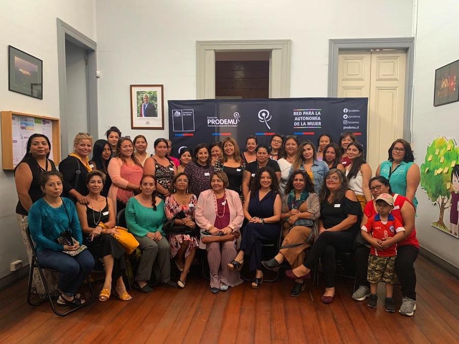 30 tarapaqueñas fueron favorecidas con el Fondo “Levántate Mujer”