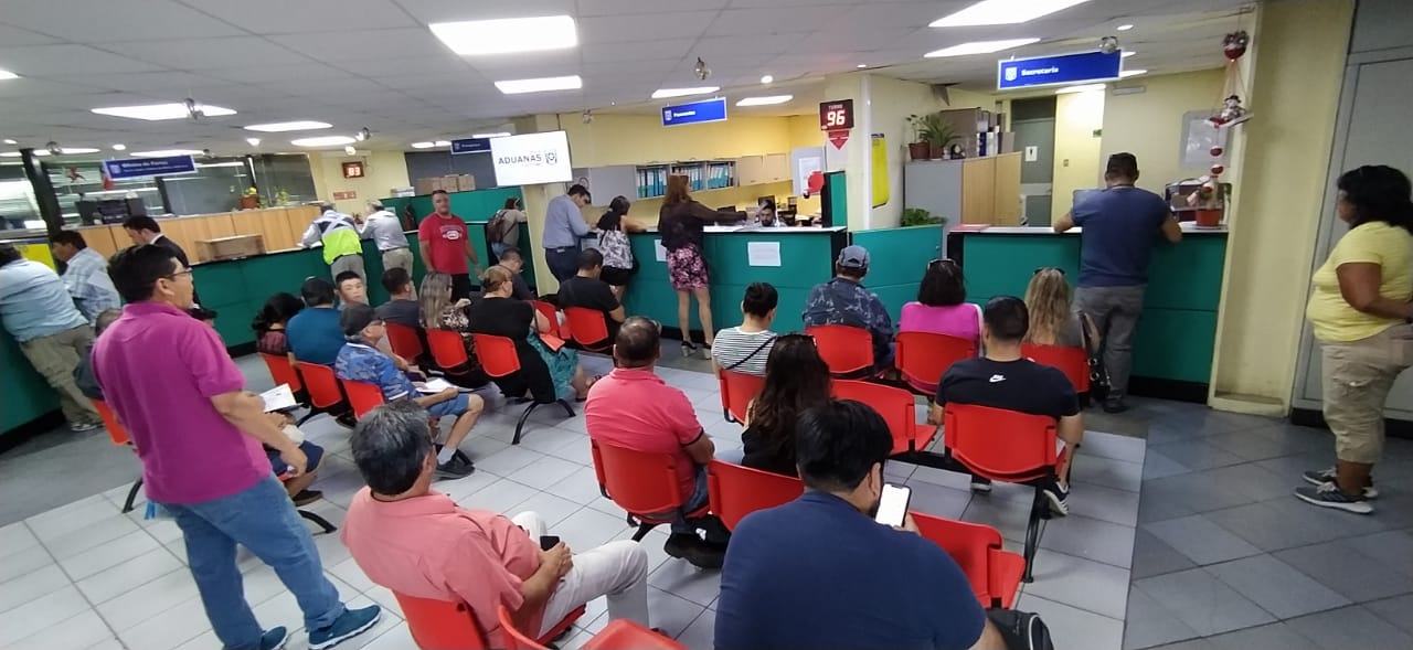 Nuevo horario para entrega de pasavantes para vehículos adquiridos en la Zona Franca