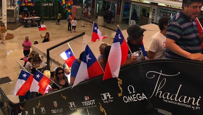 Iquiqueños por el rechazo se manifestaron en el Mall ZOFRI