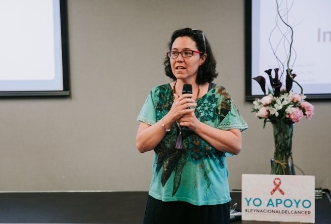 La mirada de los especialistas y los pacientes sobre el avance del cáncer en Chile