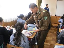 Carabineros de Tarapacá entrega consejos sobre Seguridad Escolar