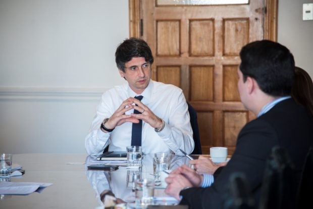 Ministro Couve a la comunidad científica: “Estamos canalizando fondos para que participen en la solución”