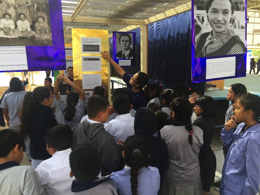 Con intervención cultural conmemoran Día de la Mujer en colegios de Pozo Almonte