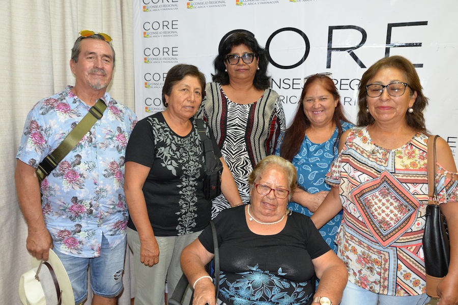 Vecinos de Caleta Vitor emocionados luego que el CORE les aprobara proyecto electrificación