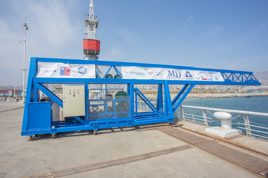 Proyecto que obtiene energía eléctrica a partir de las olas del mar busca conectar a comunidades aisladas