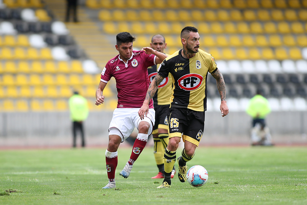 Coquimbo Unido suma su primer triunfo en el torneo venciendo a La Serena en el clásico 120