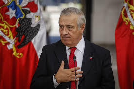 Ministro de Salud: «Ha llegado el momento de instruir aislamiento colectivo»