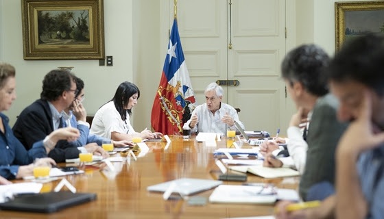 Presidente encabeza reunión interministerial para desplegar acciones contra el coronavirus en Chile