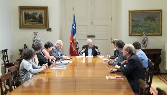 Presidente Piñera se reúne con consejo asesor COVID-19