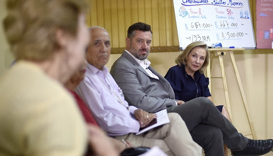 Cecilia Morel y anuncio de rebaja o exención de contribuciones para la tercera edad