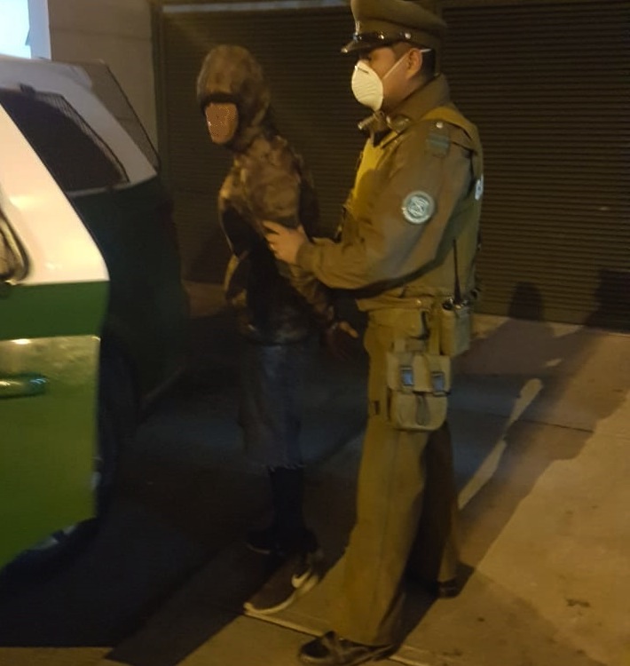 Después de robar volcó en su camioneta en sector de Alto Hospicio