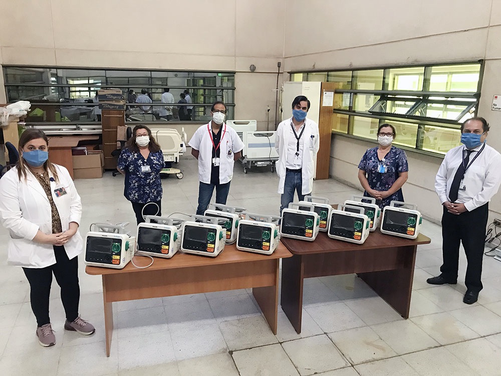 Servicio de Salud Arica entregó nuevos desfibriladores al hospital regional para el plan de acción covid-19