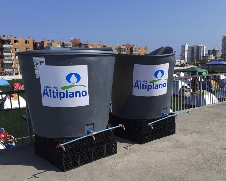 En coordinación con las autoridades locales: Aguas del Altiplano instala estanques auxiliares en dependencias habilitadas como albergues