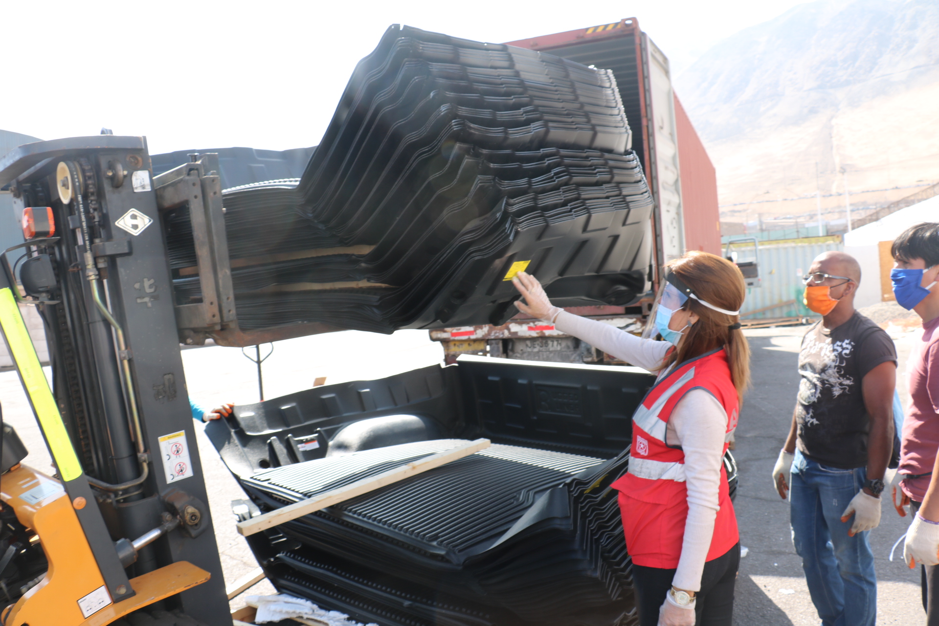 Aduanas Tarapacá intercepta 531 cubre Pick Up