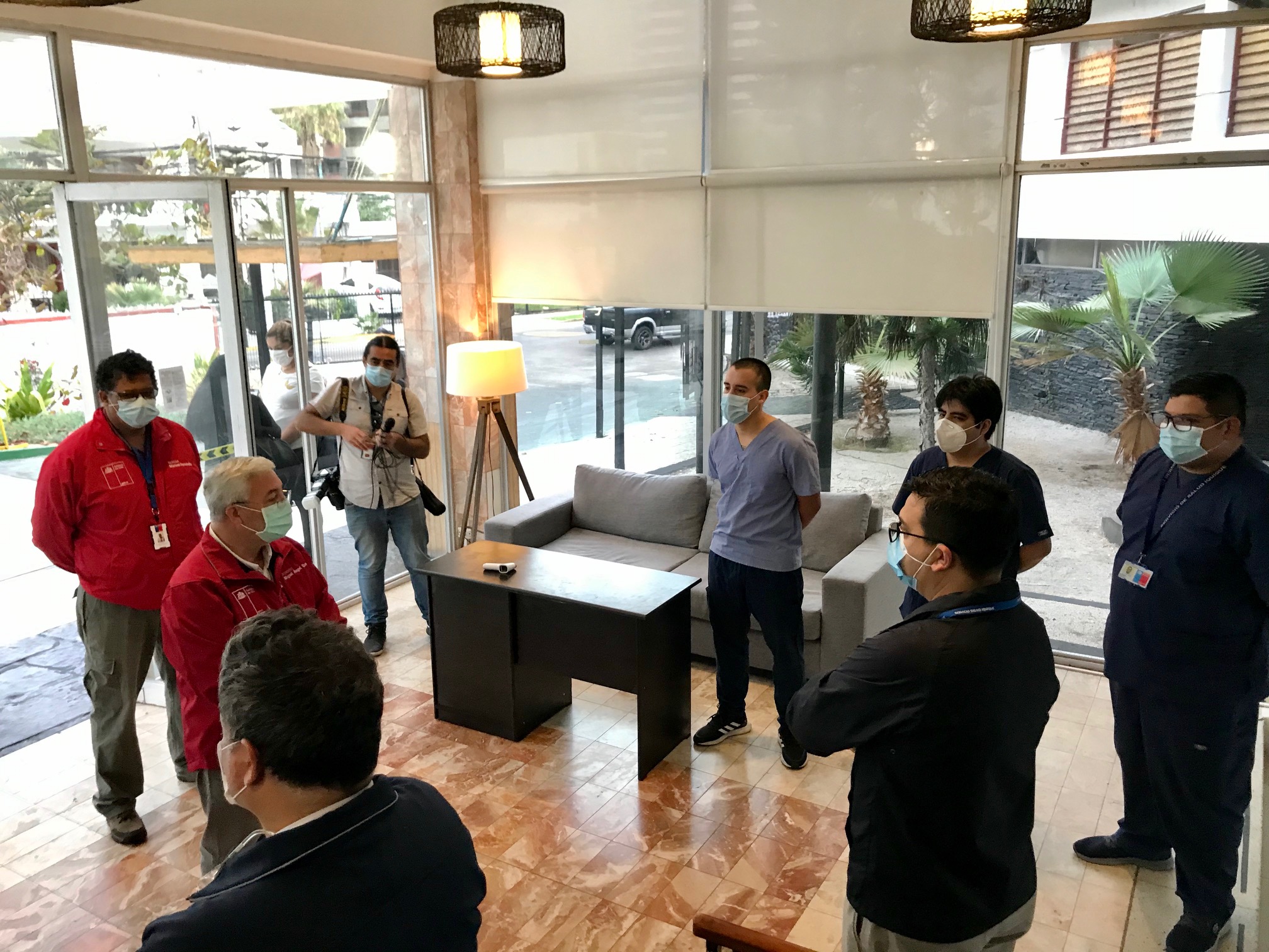 Cifras se mantienen sobre los 100 nuevos contagios diarios: Fortalecen estrategia de residencias sanitarias ante aumento de casos en la región