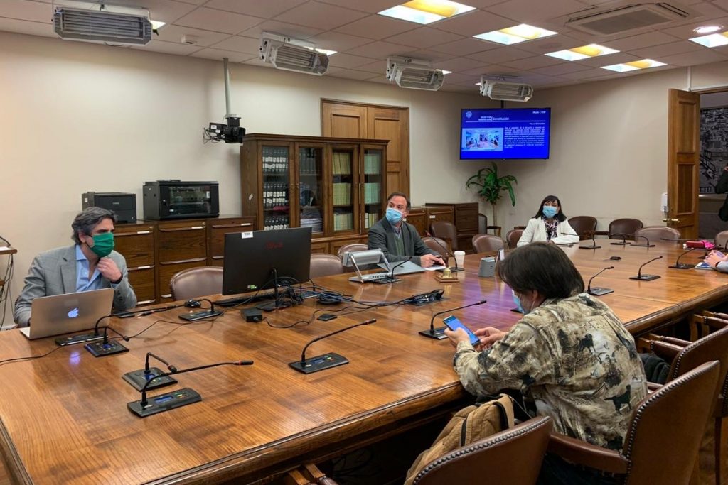 Comisión de Constitución de la Cámara despacha proyecto de retiro del 10% de fondos de las AFP