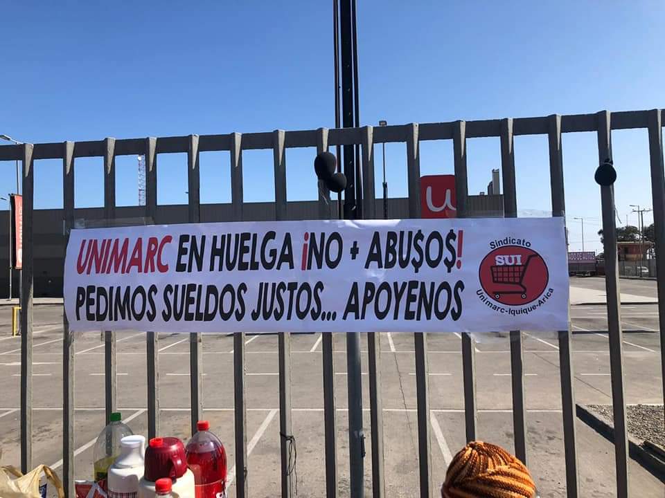 Core Tarapacá y Abofem solidarizan con trabajadores (as) de supermercados Unimarc que completan 22 dias en huelga