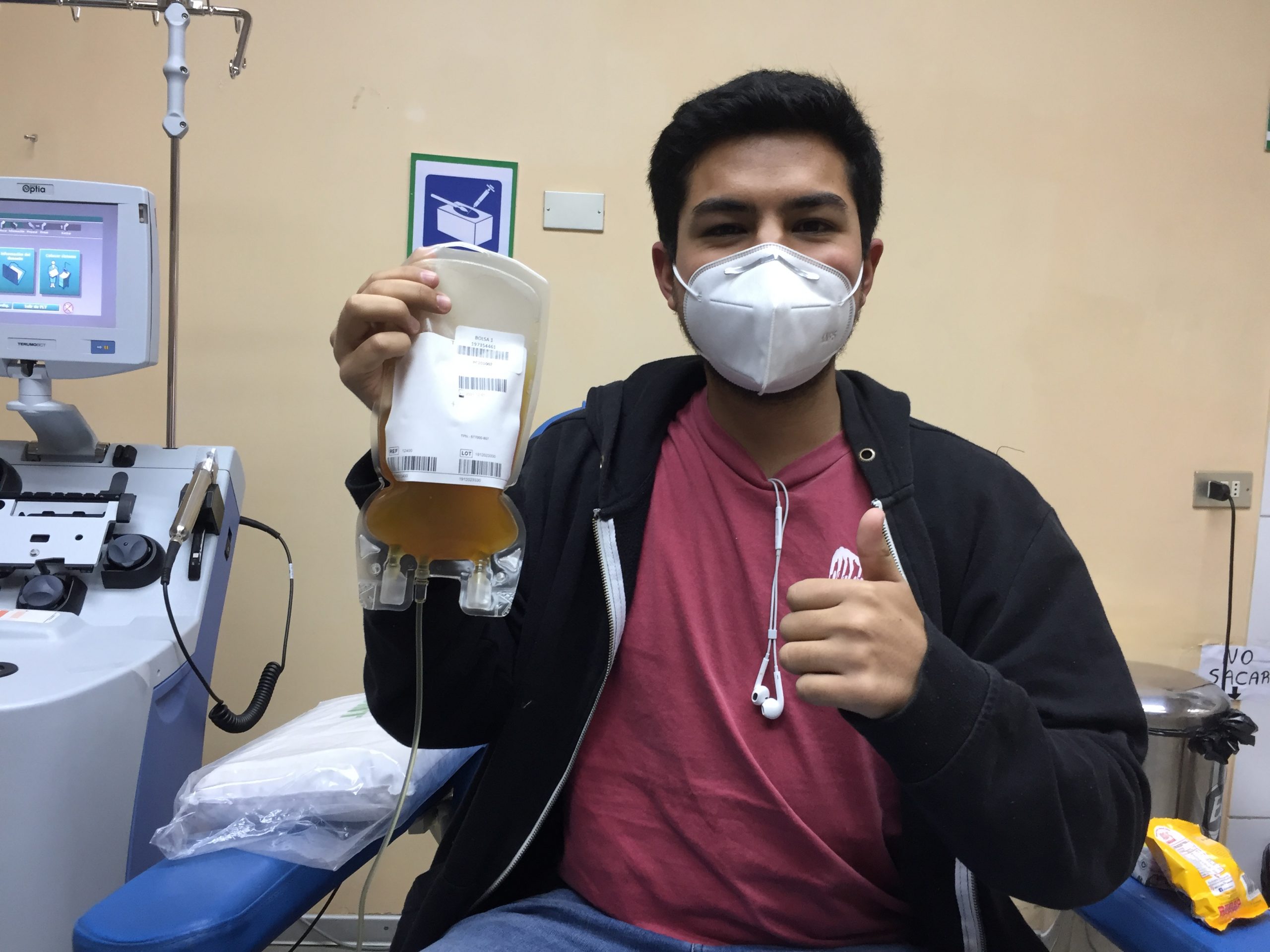 Joven donante de plasma llama a otros recuperados de Covid a ayudar a pacientes contagiados