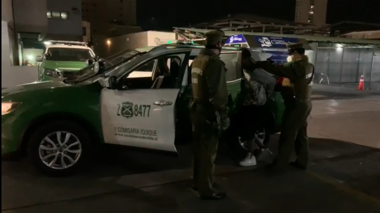 Detenido por robo, maltrato de obra a carabineros, infracción a la Ley 20.000 e infracción al artículo Nro. 318 del Código Penal