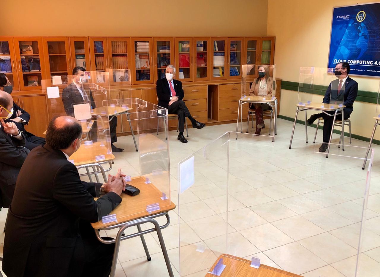 Gobierno lanza nueva convocatoria para 100 liceos bicentenario cumpliendo compromiso de ampliar la red a 300 establecimientos