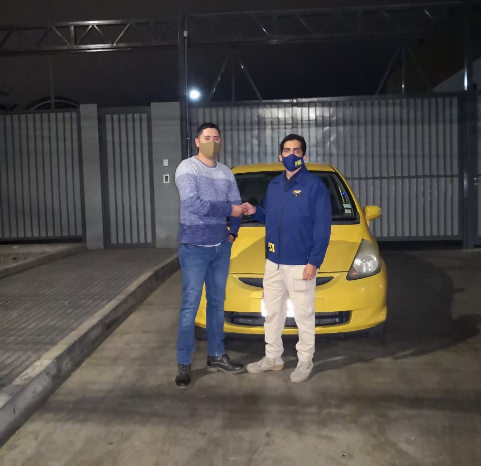 Detectives de la Bicrim recuperaron vehículo sustraído a su propietario