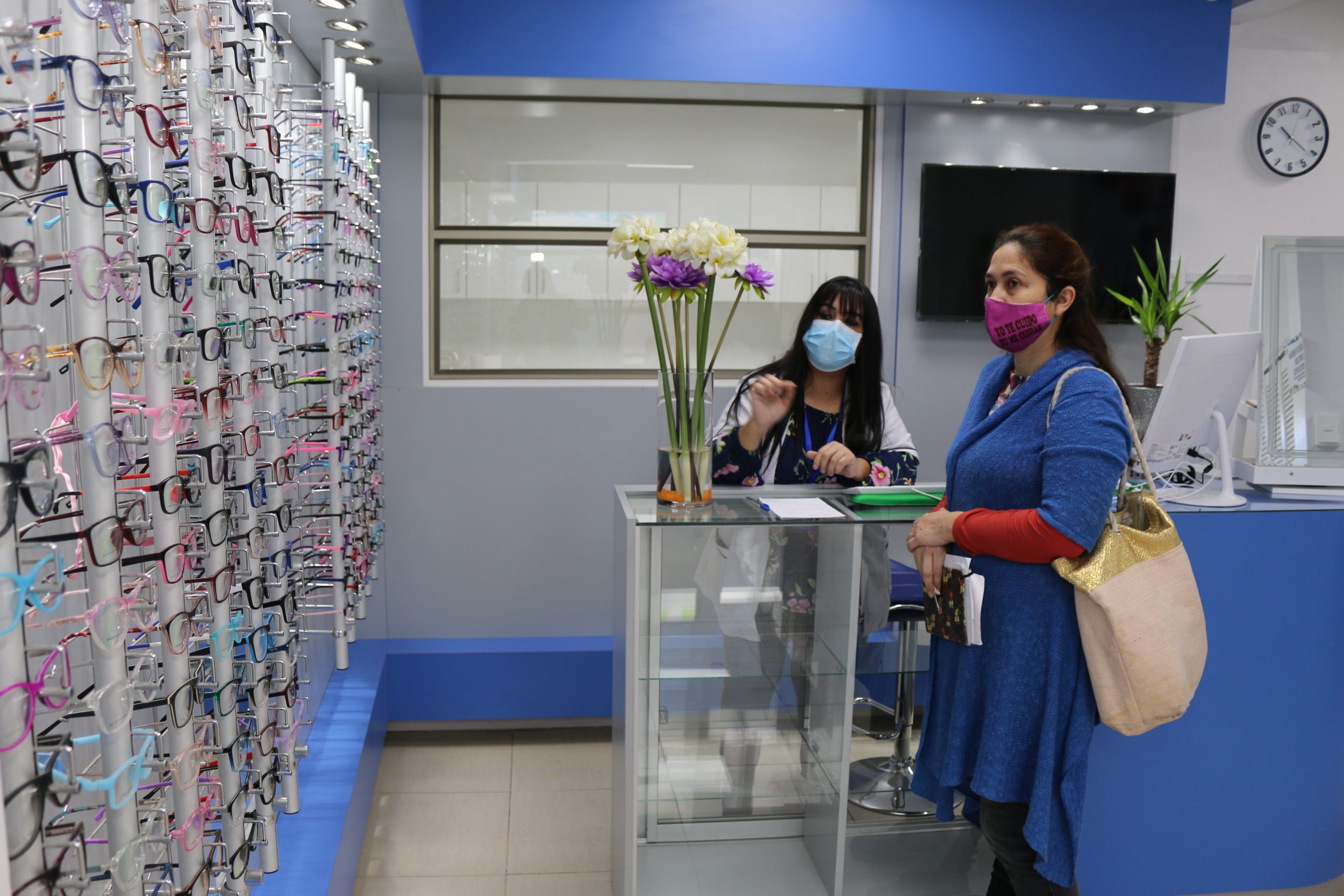 Óptica Comunal de Iquique ha realizado más de 300 atenciones en su nueva dirección