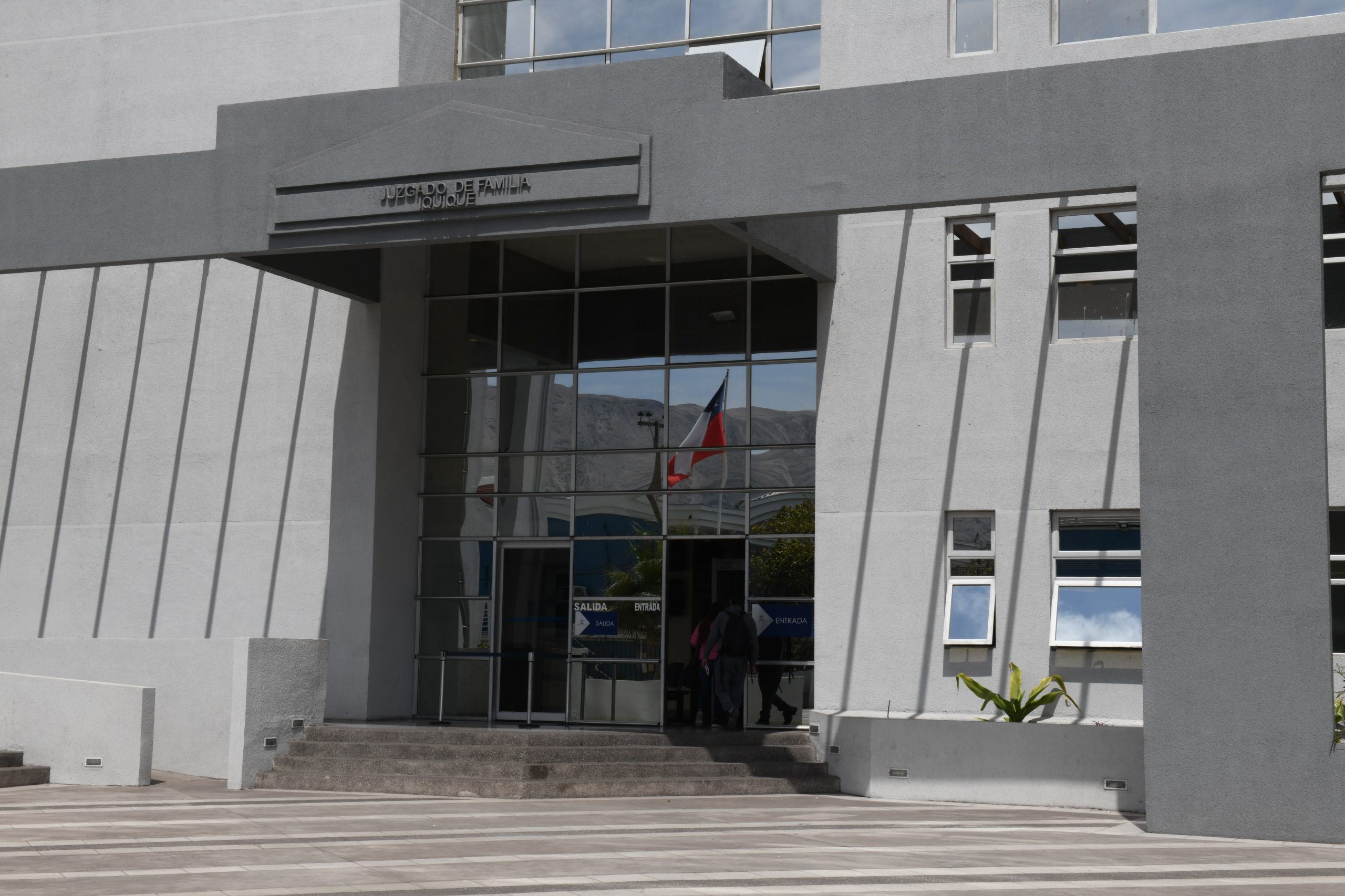 Juzgado de Familia de Iquique habilita canal de atención vía whatsapp para recibir consultas de usuarios sobre retención de fondos previsionales