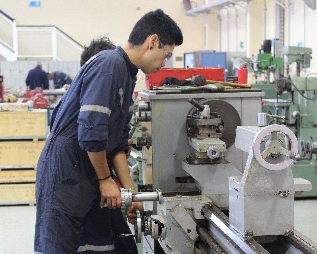 MINEDUC invertirá más de $320 millones para equipamiento de liceos técnicos profesionales de Tarapacá
