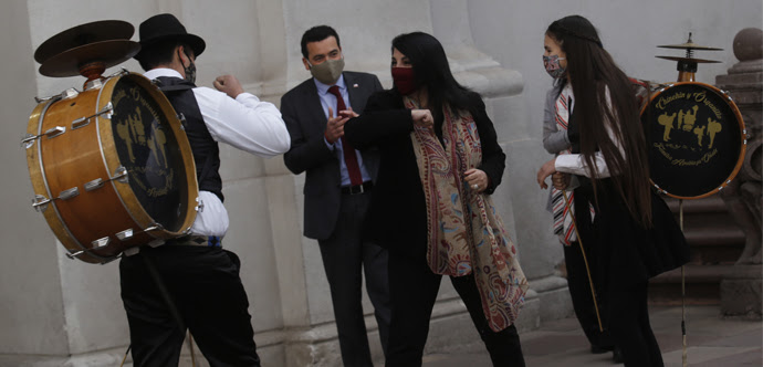 Ministra Rubilar anuncia que 4to pago del Ingreso Familiar de Emergencia será al 100%