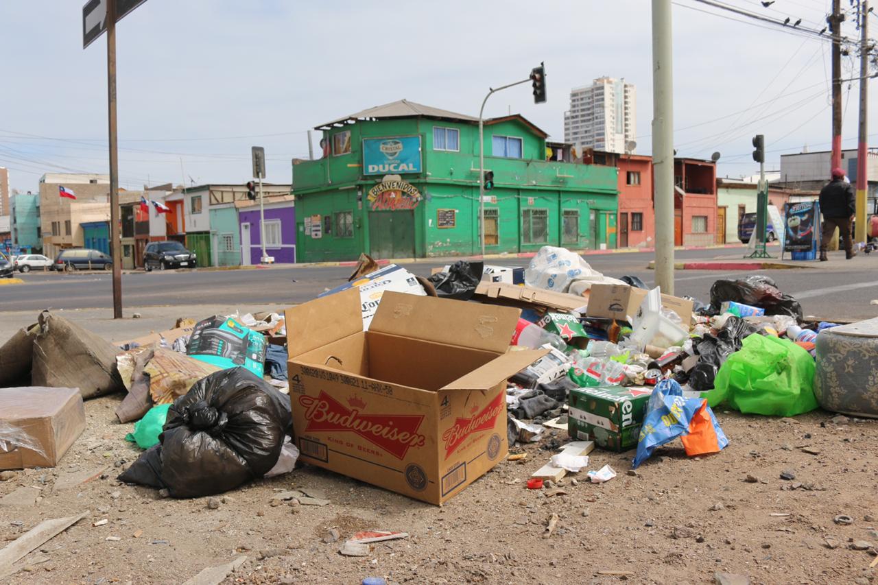 Sólo entre 20% y 25% cayó presencia de basura en calles de Iquique durante festividades