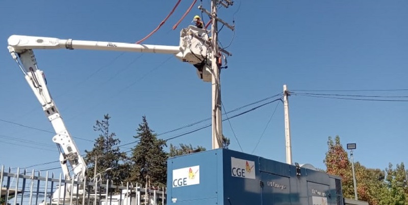 CGE informa de trabajos de mejoramiento de la red eléctrica en Alto Hospicio