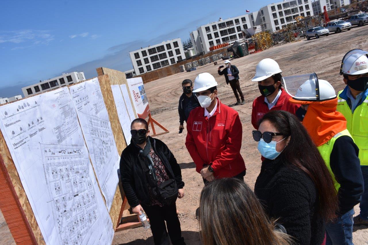 Parte construcción de 640 viviendas de 2ª Fase Megaproyecto Habitacional La Pampa Alto Hospicio