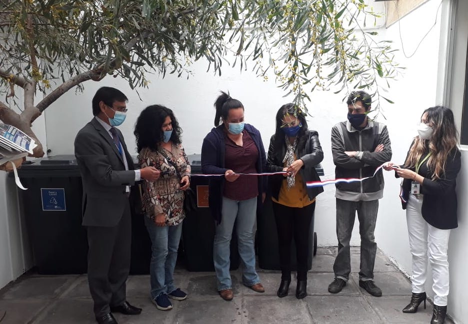 Seremi de Medio Ambiente e IPS inauguraron Punto Verde de Reciclaje en sucursal Iquique