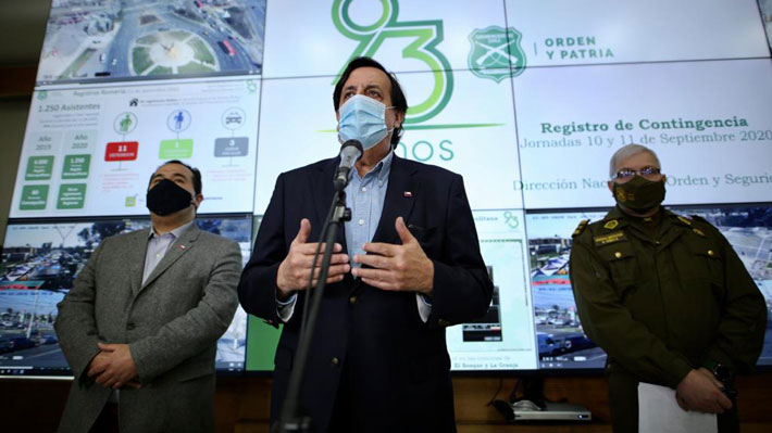 Ministro del Interior por procedimiento de Contraloría a siete generales: «Si alguien busca debilitar la moral de Carabineros, se equivoca»