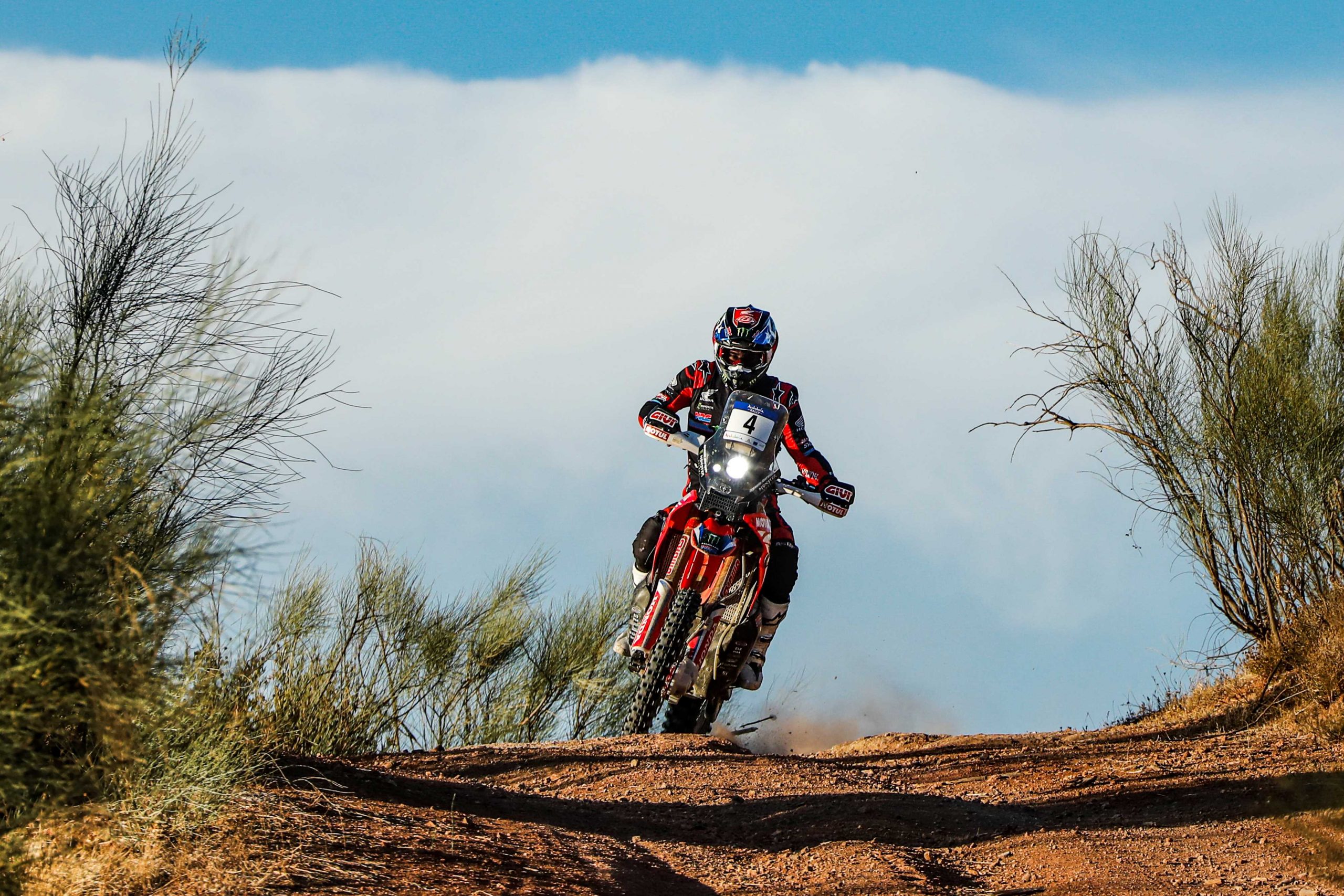 José Ignacio Cornejo avanza dos posiciones en el Andalucía Rally